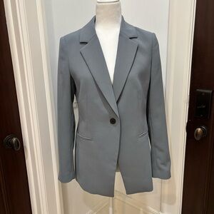 Elie Tahari Blue Blazer size 6 great condition no tears stains or odors